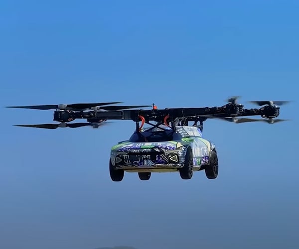 The XPeng AeroHT Flying Car Is a Giant Drone with Four Wheels